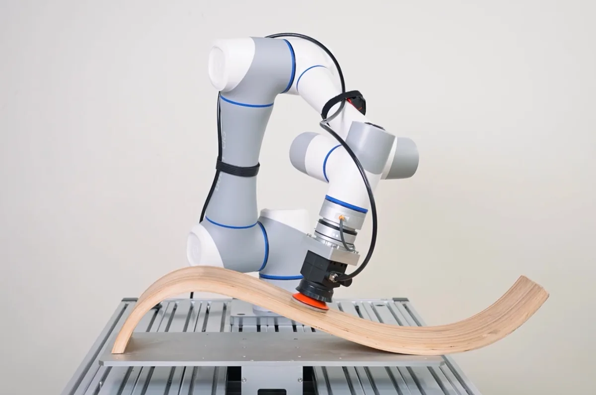 Στίλβωση και τρόχισμα με cobot